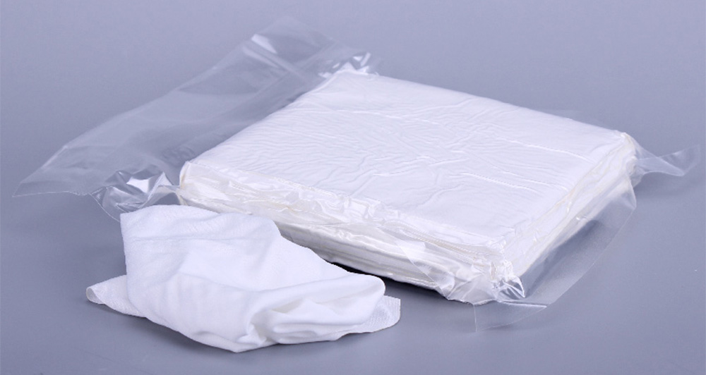 Cleanroom grade wipes