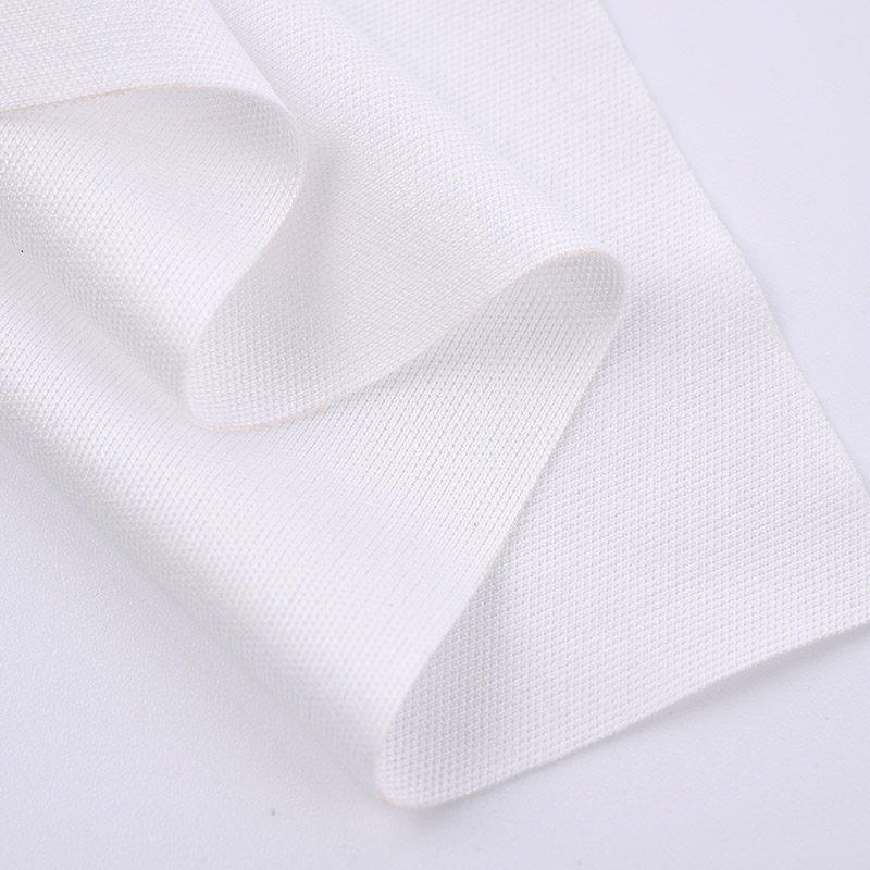 What Are the Advantages of Woven Polyester Cleanroom Wipes?